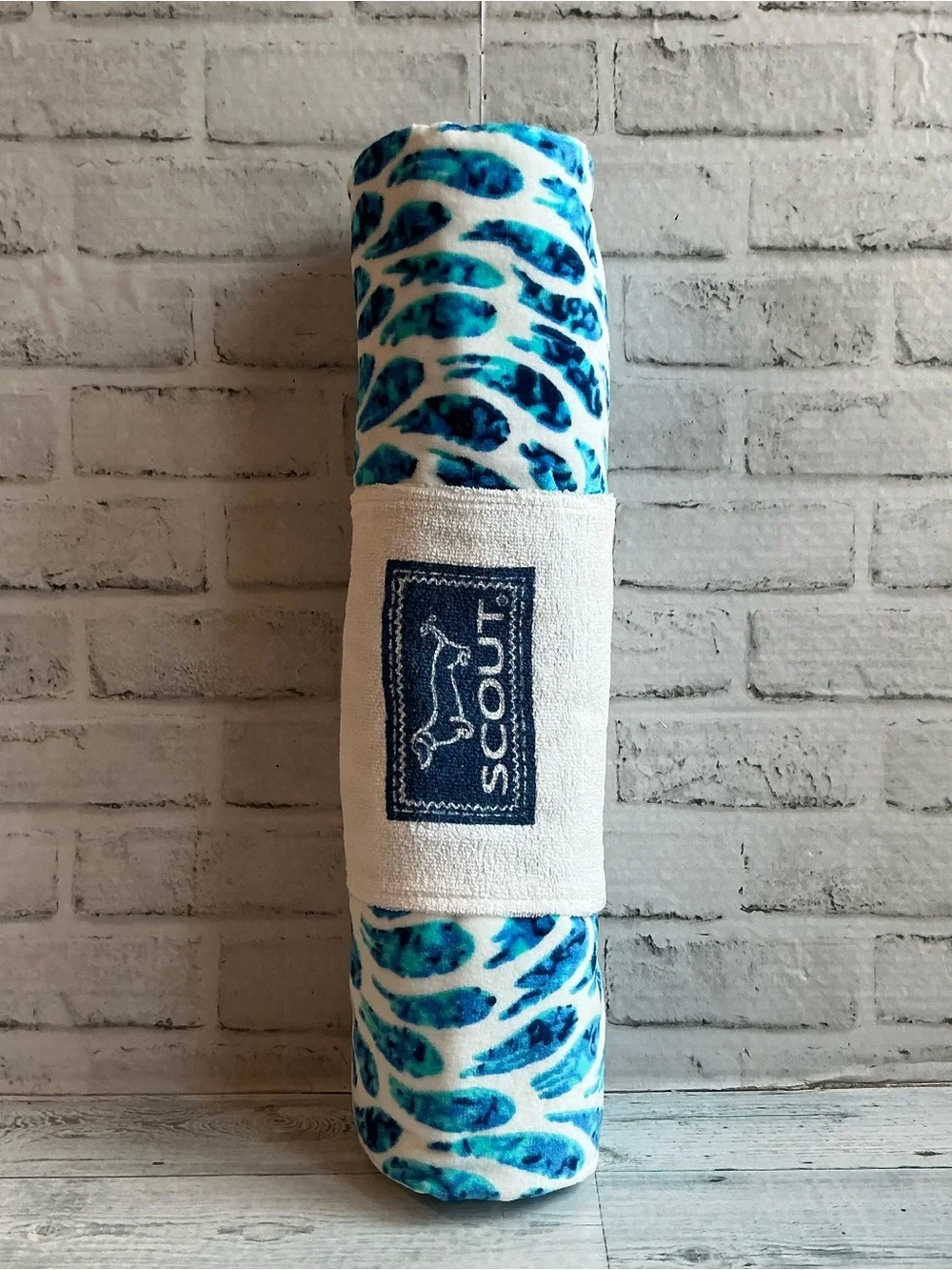 SCOUT 40x70 Sweetish Fish Beach Towel